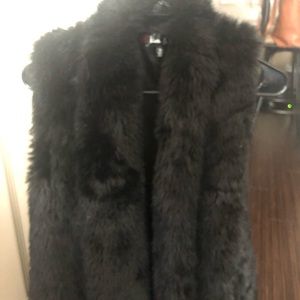 Black faux fur open vest